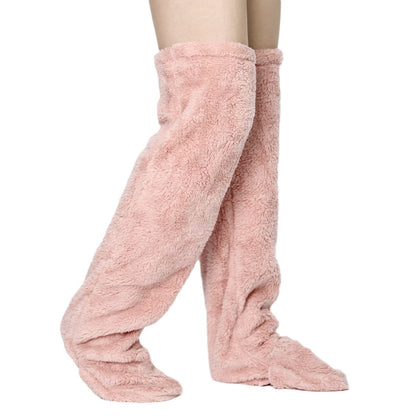 The Internet’s Favorite Cozy Goose Down Socks